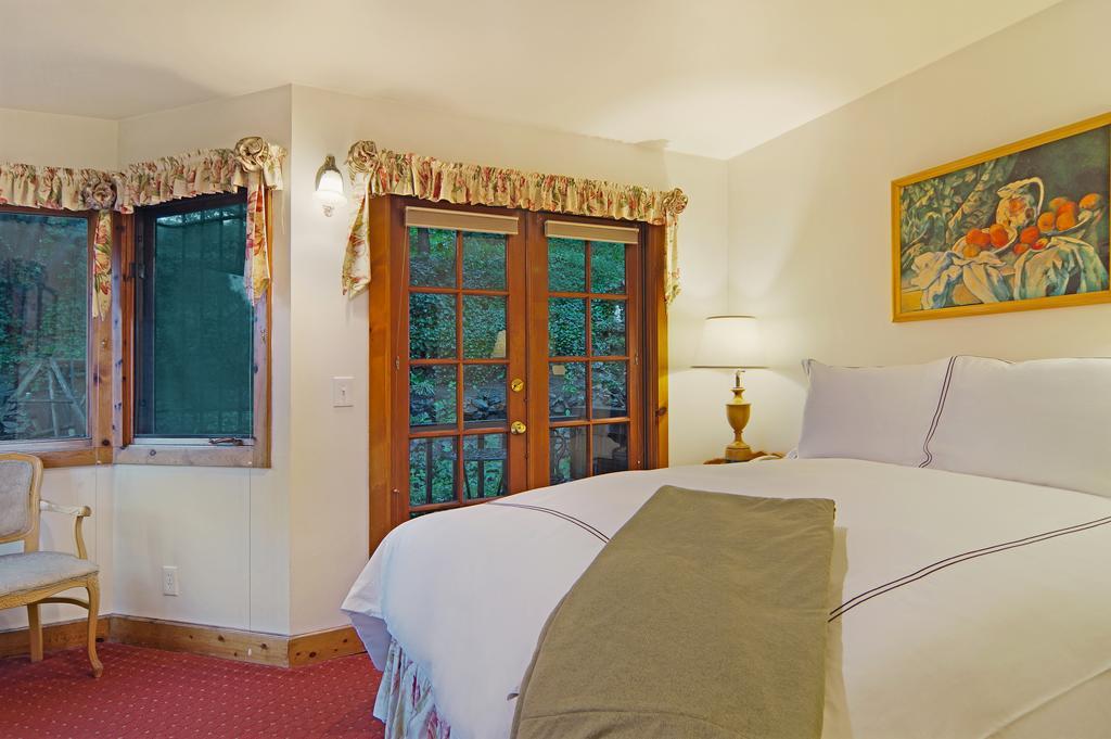 The Babbling Brook Inn Санта-Круз Екстер'єр фото