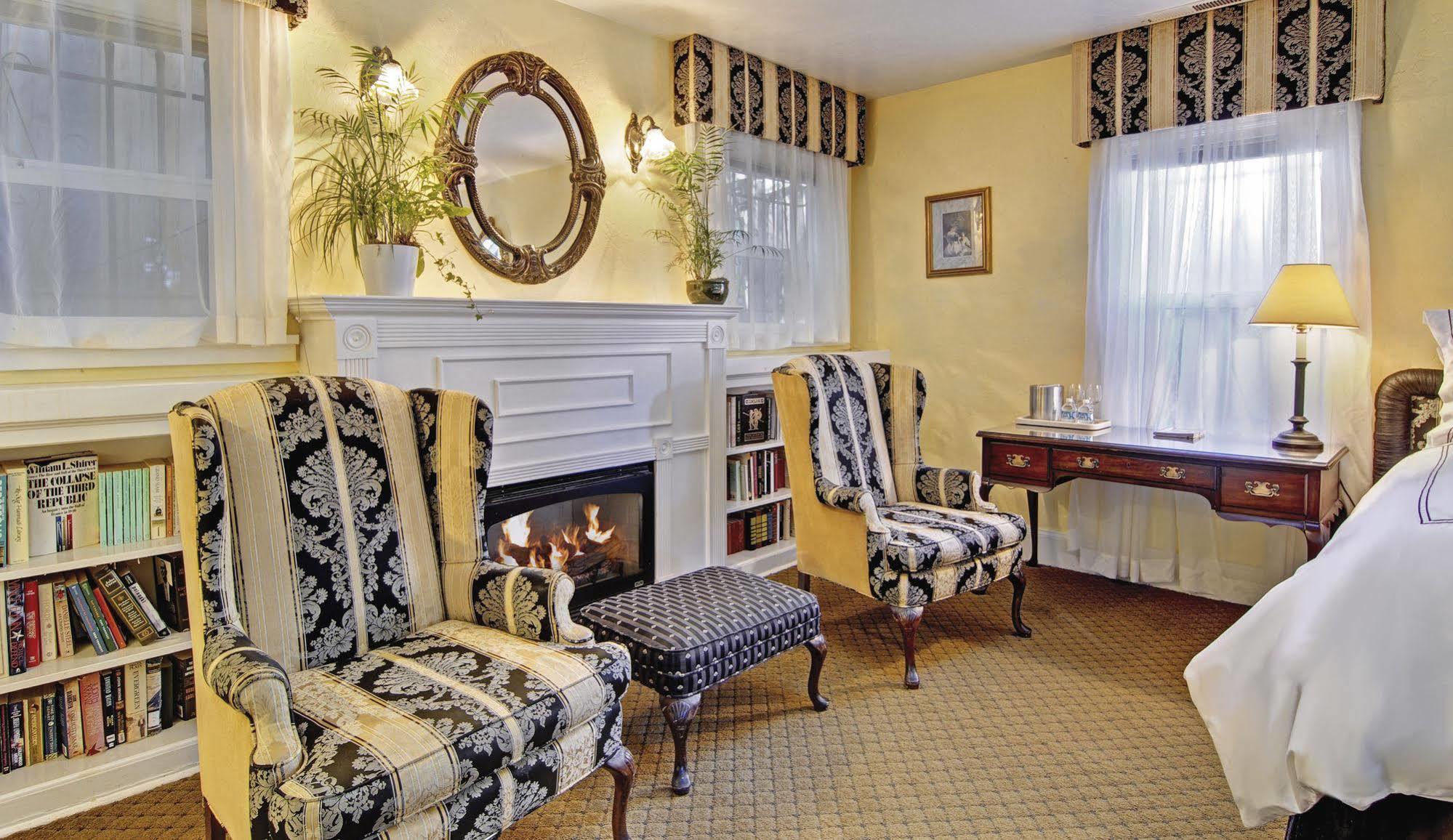 The Babbling Brook Inn Санта-Круз Екстер'єр фото